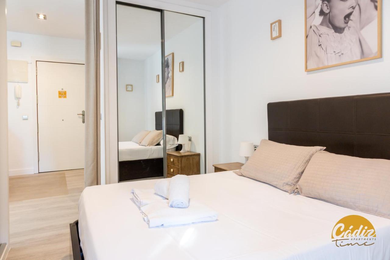 Estudio Plaza Mina By Cadiz Time Bagian luar foto